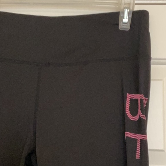 Bebe Sport new Black Leggings, Pink graphic Logo on Left leg, Size L,super cute! - Picture 6 of 6